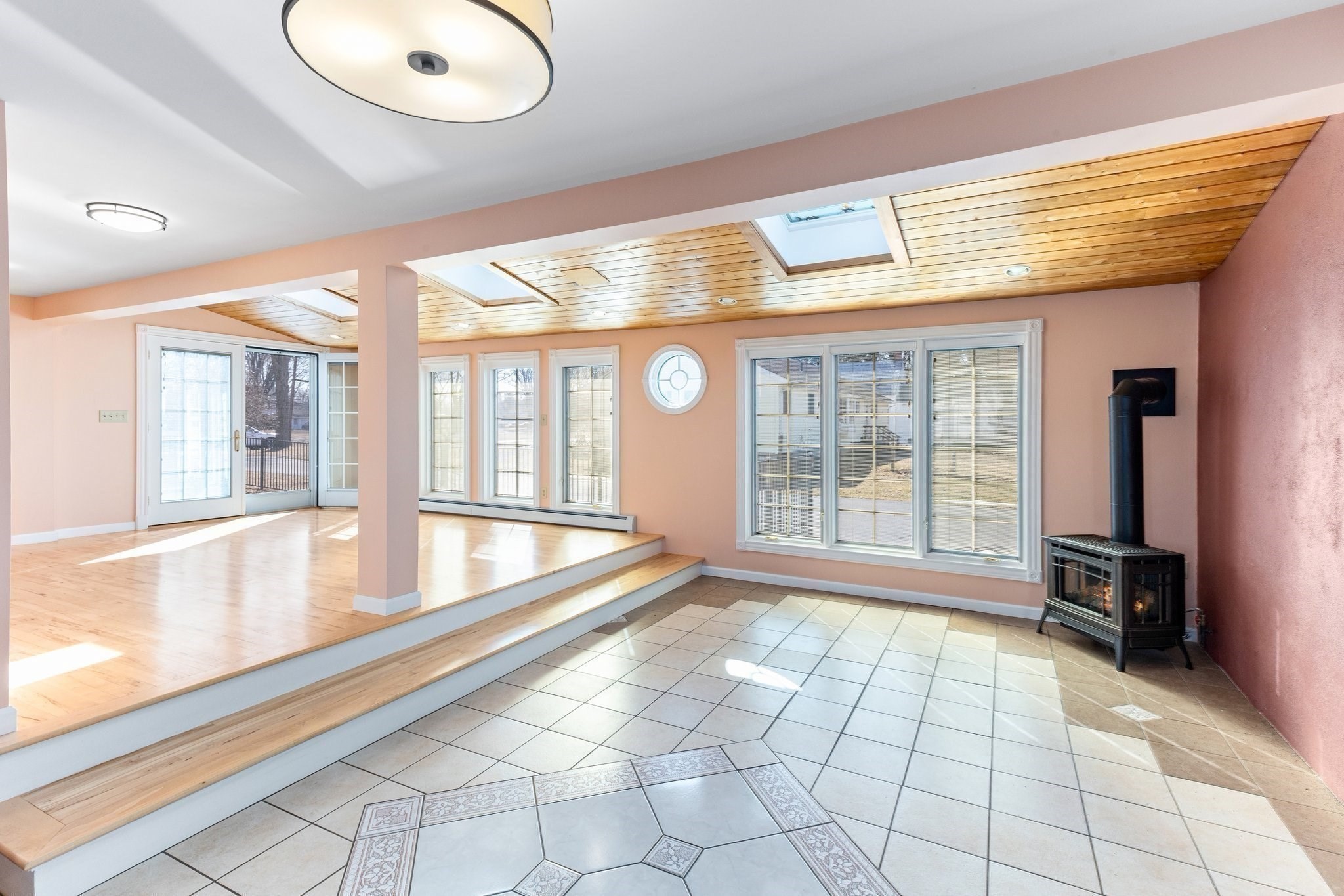 11 West St, Hadley, MA 01035 - Image 20