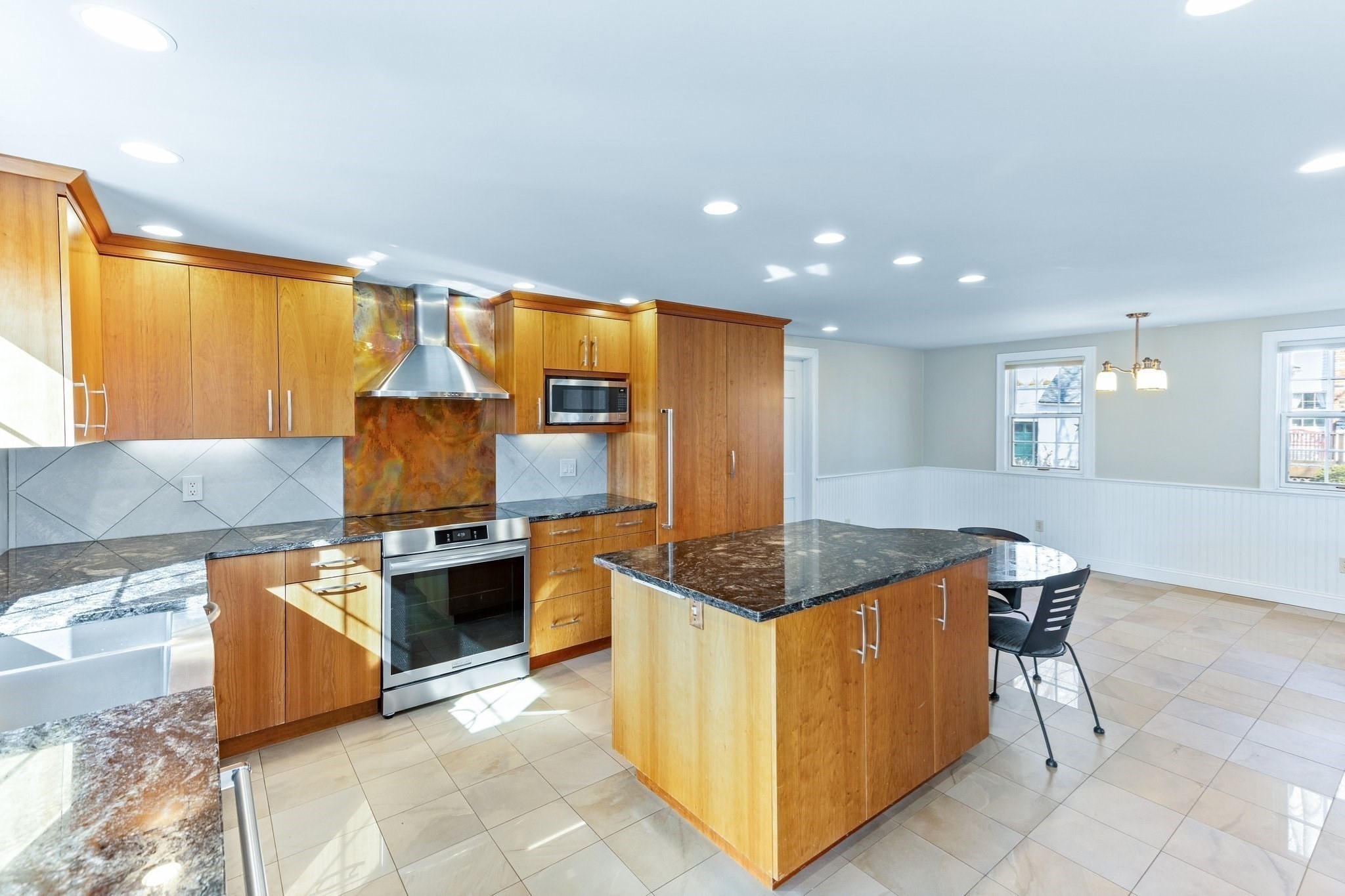 11 West St, Hadley, MA 01035 - Image 6