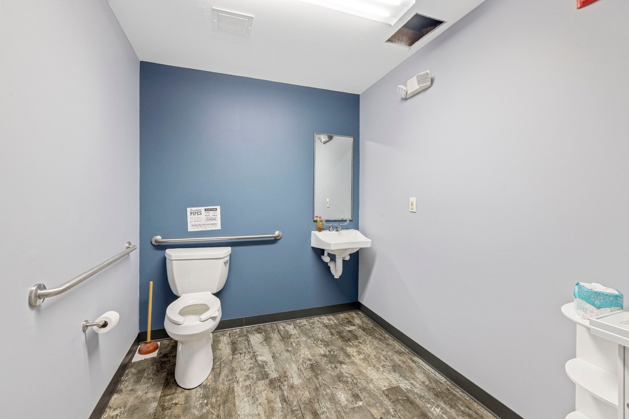 113 Terrace Hall Ave Unit 1, Burlington, MA 01803 - Image 17