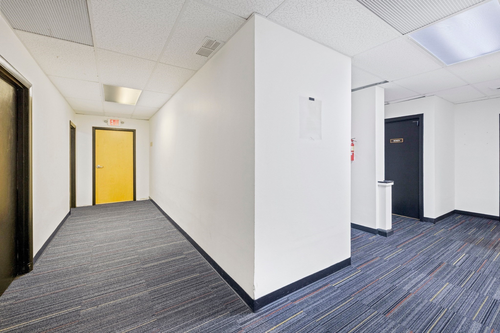 113 Terrace Hall Ave Unit 1, Burlington, MA 01803 - Image 4