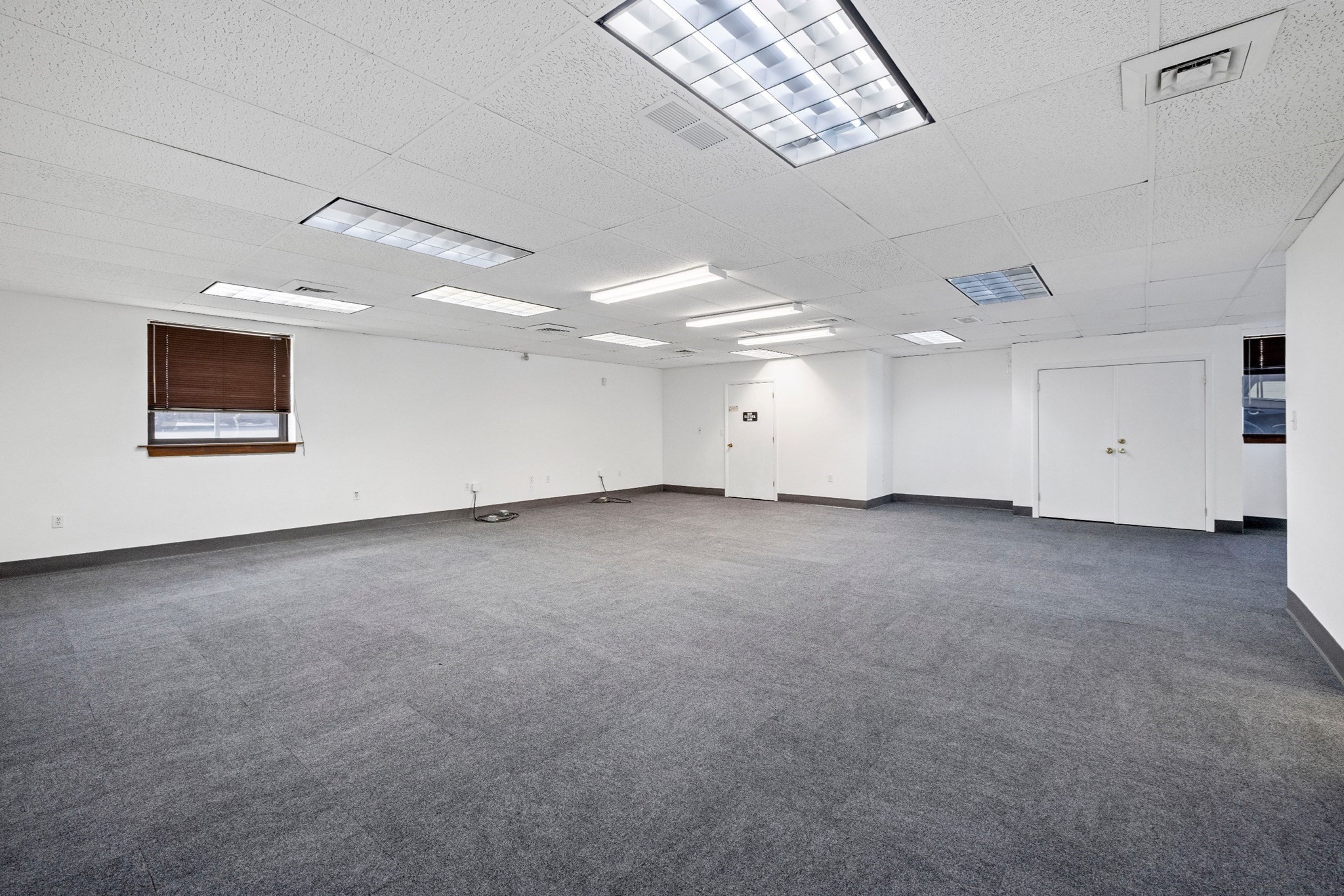 113 Terrace Hall Ave Unit 1, Burlington, MA 01803 - Image 5