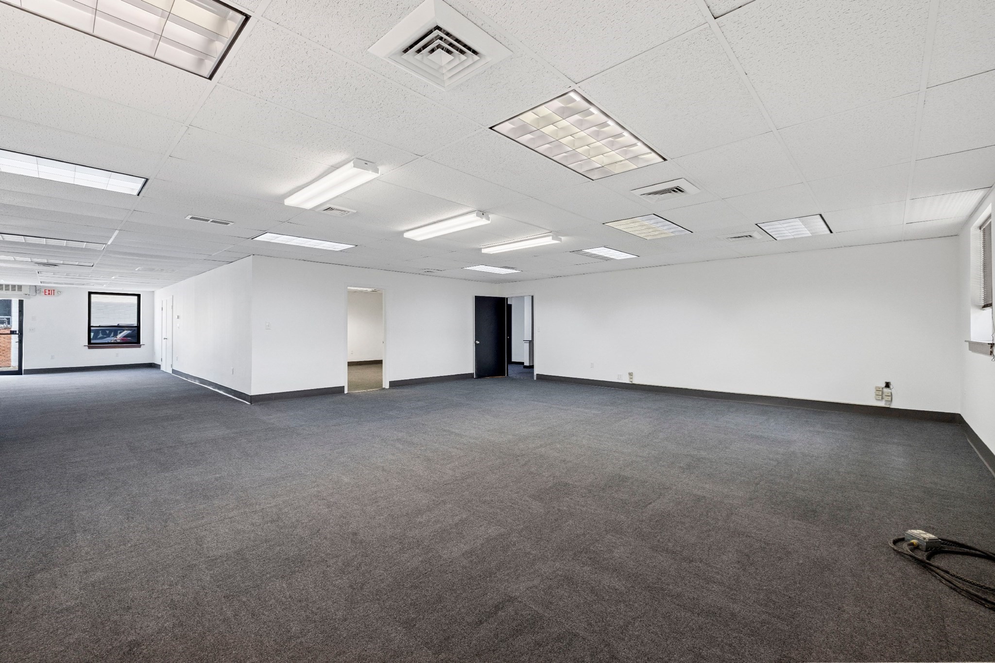 113 Terrace Hall Ave Unit 1, Burlington, MA 01803 - Image 8