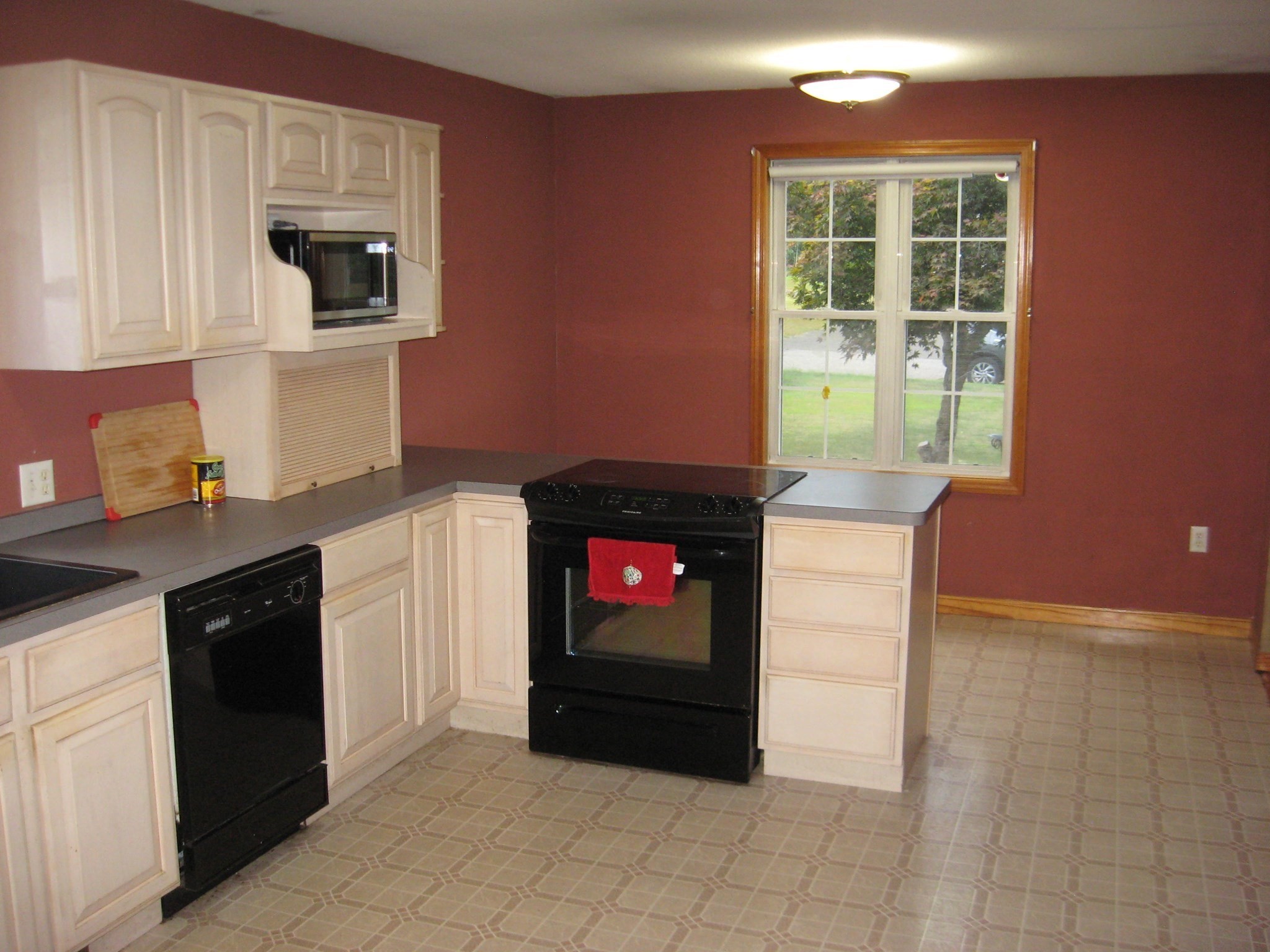 16 Martin Circle, Belchertown, MA 01007 - Image 9