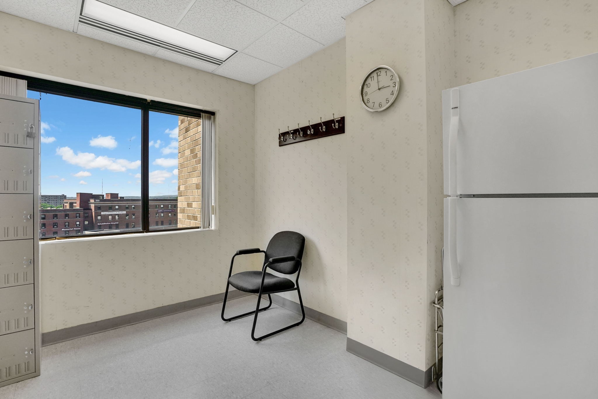 299 Carew St Unit 400, Springfield, MA 01104 - Image 12