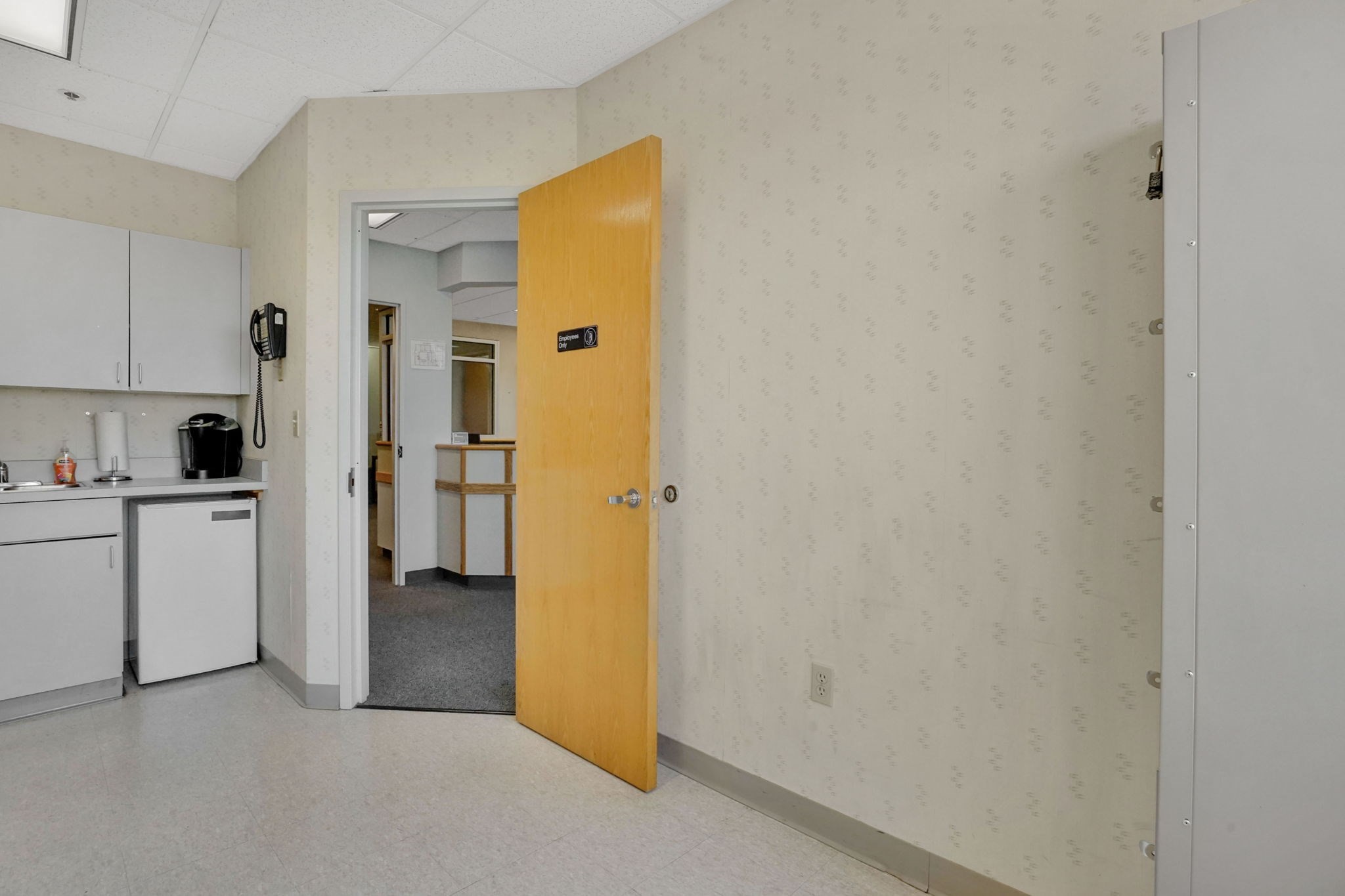 299 Carew St Unit 400, Springfield, MA 01104 - Image 13