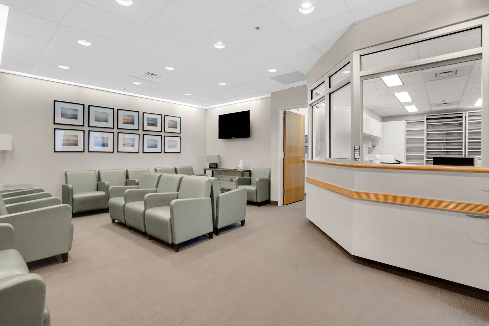 299 Carew St Unit 400, Springfield, MA 01104 - Image 3