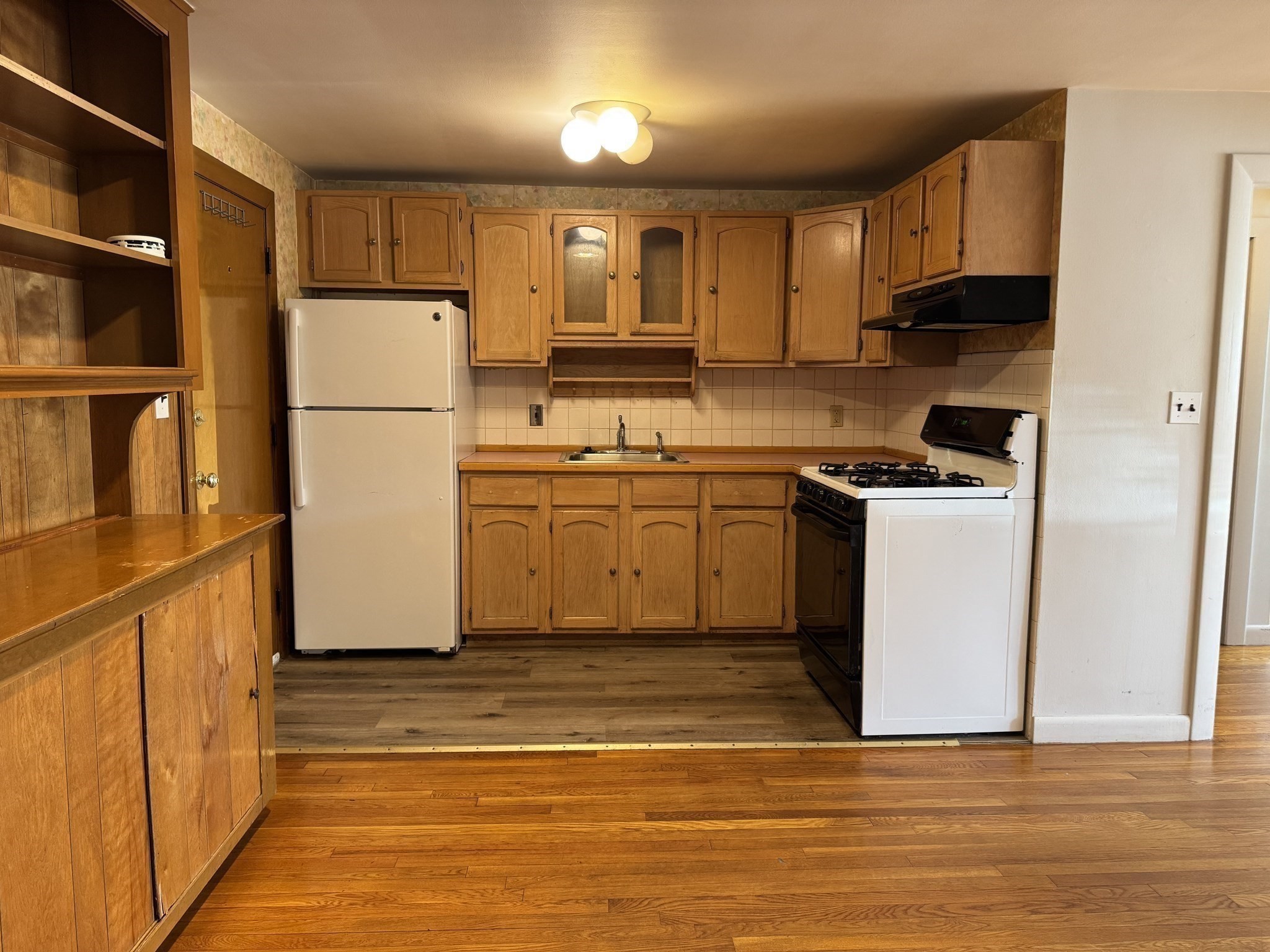 100 Magnolia Ave Unit 5, Lynn, MA 01904 - Image 3