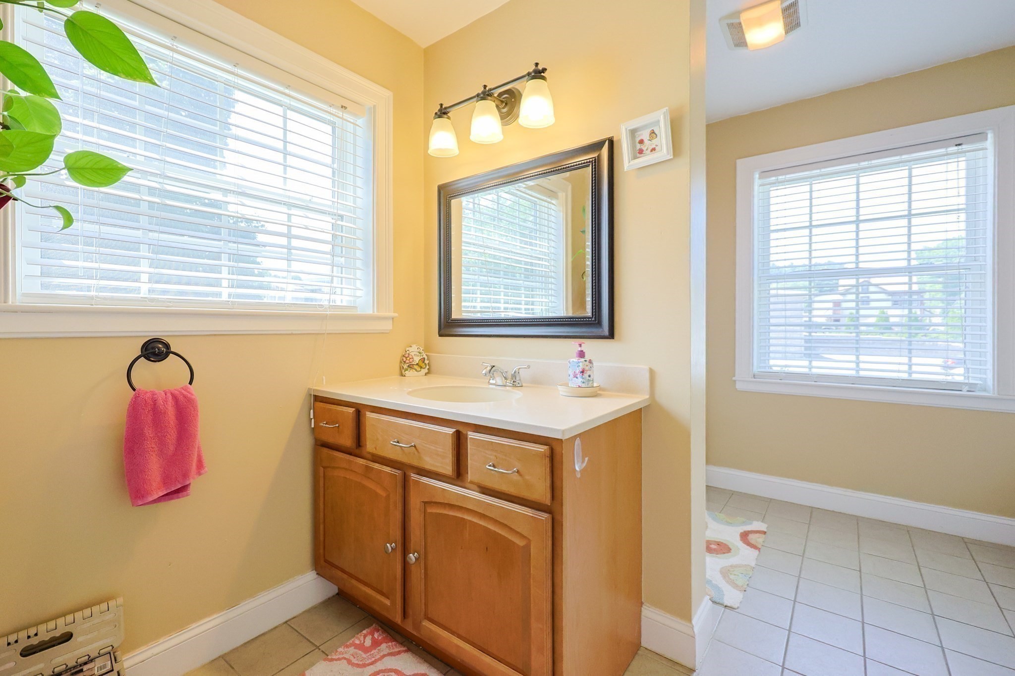8 Whitins Rd Unit A, Sutton, MA 01590 - Image 10