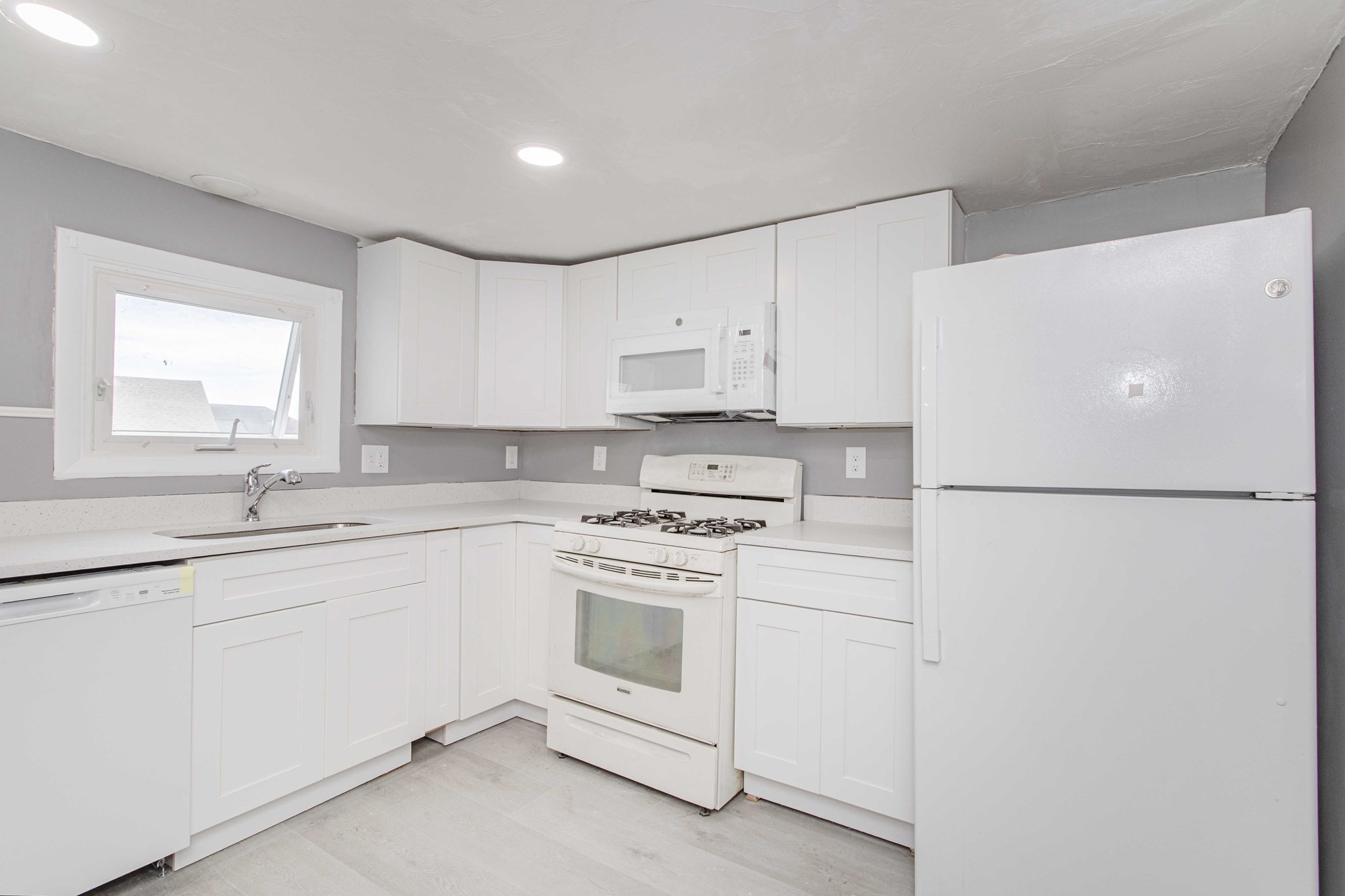 568 2nd St, Fall River, MA 02721 - Image 4