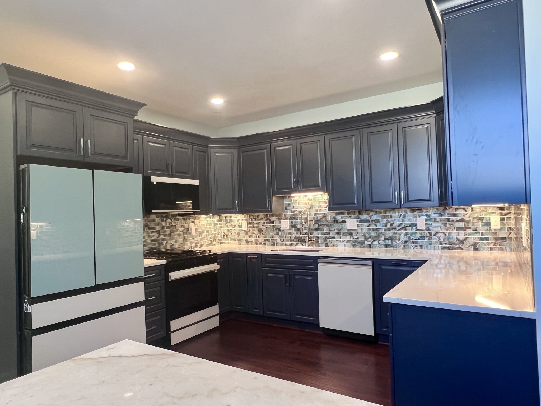 202 Broadway Unit 33, Lawrence, MA 01841 - Image 2