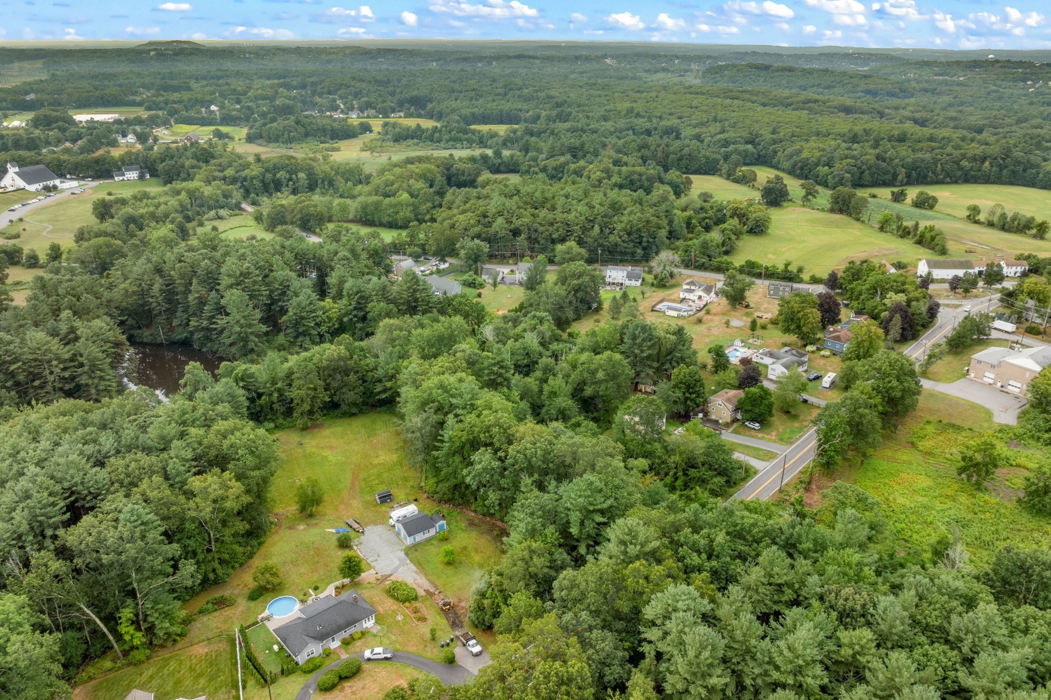 785 Broadway Rd, Dracut, MA 01826 - Image 1