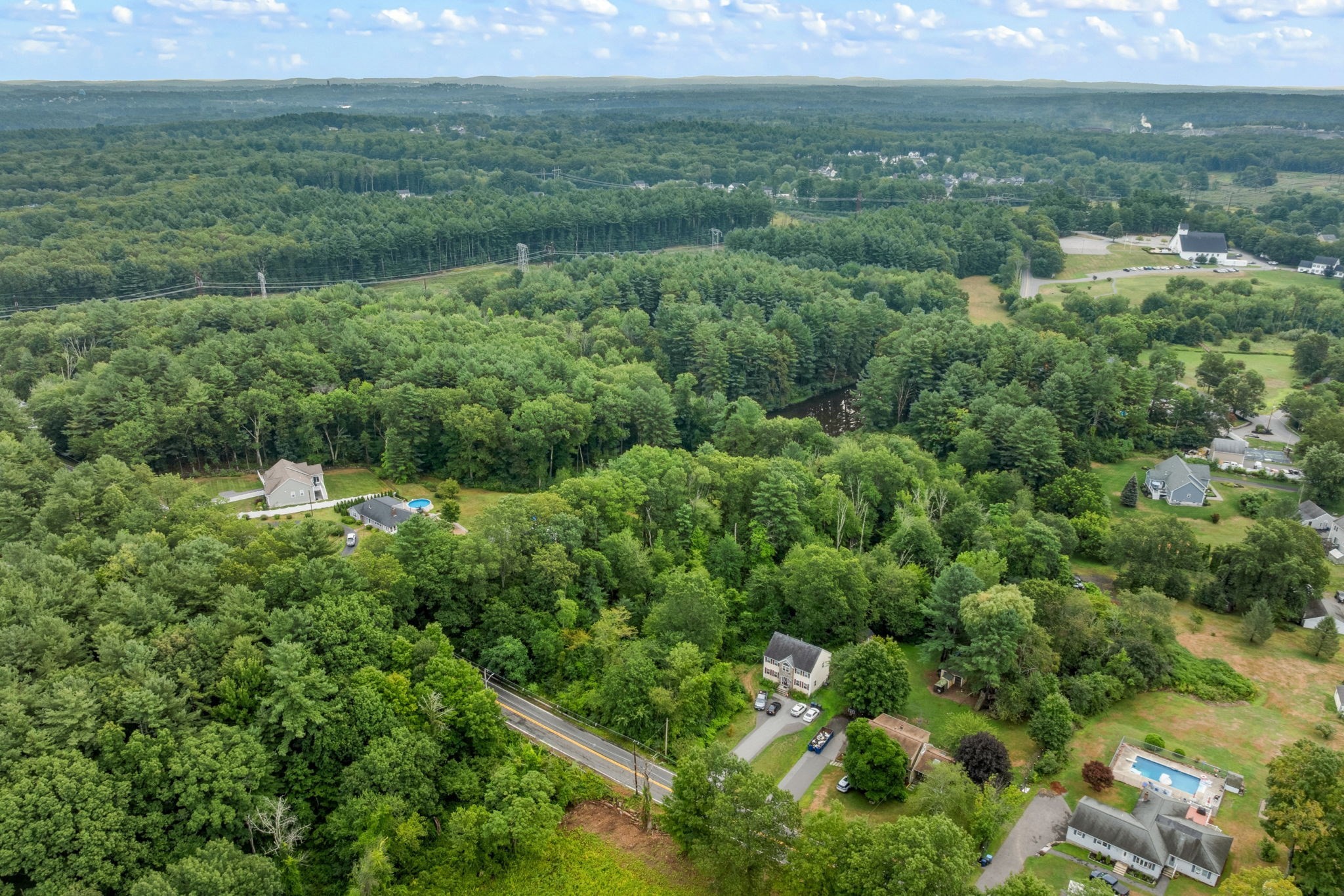 785 Broadway Rd, Dracut, MA 01826 - Image 2