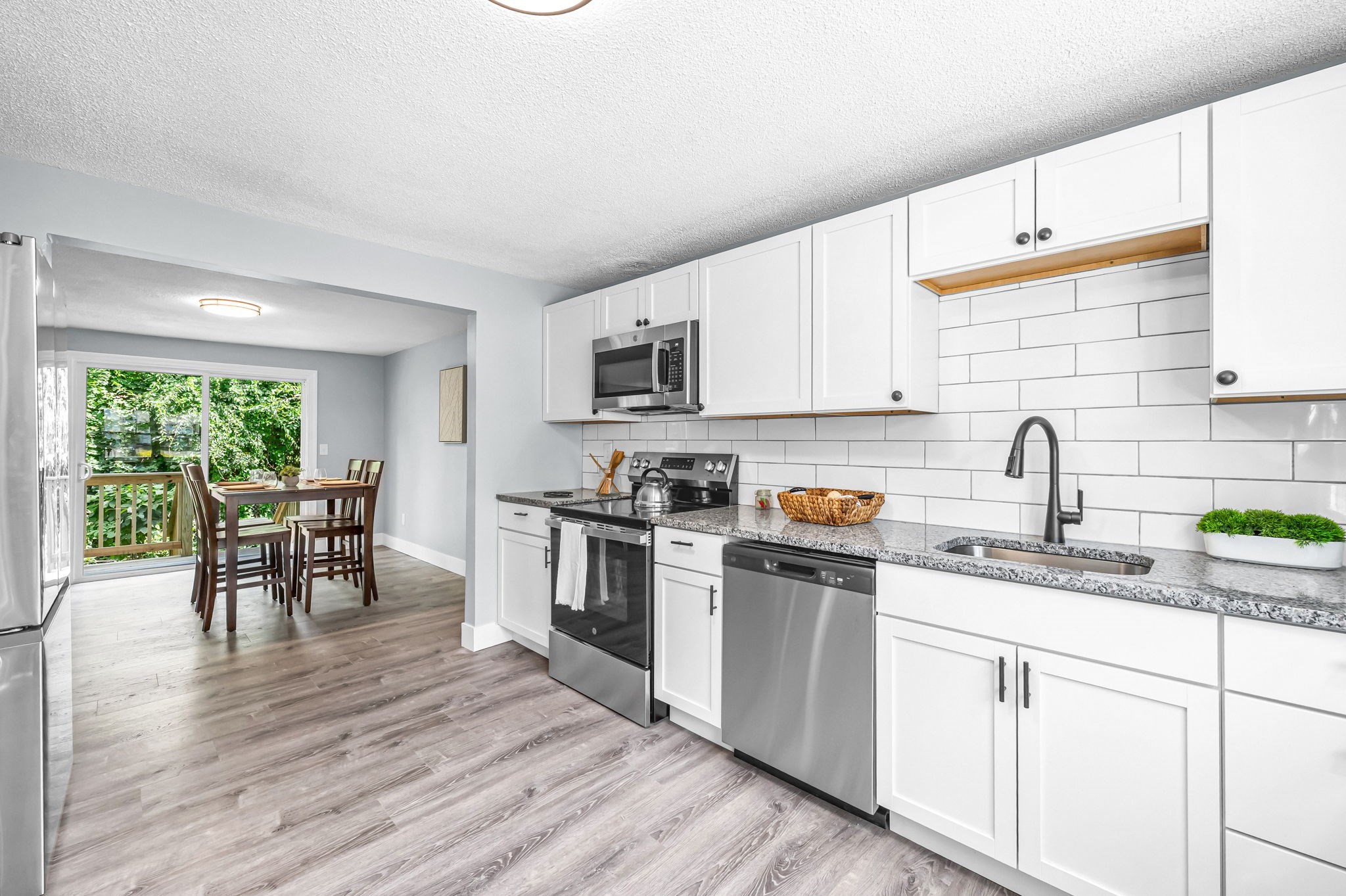 57 Warebrook Vlg, Ware, MA 01082