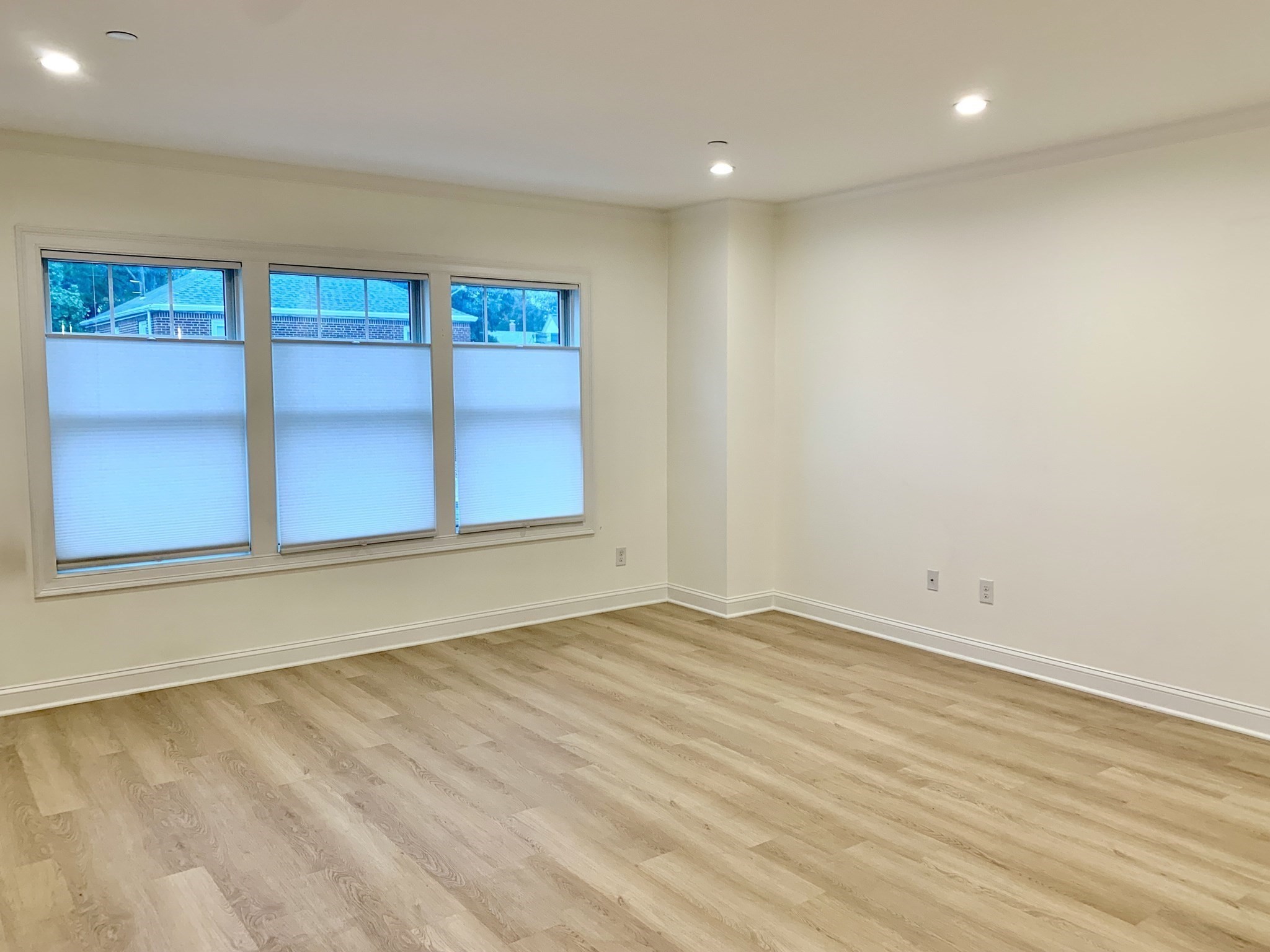 67 Cummins Hwy Unit 101, Roslindale, Boston, MA 02131 - Image 4