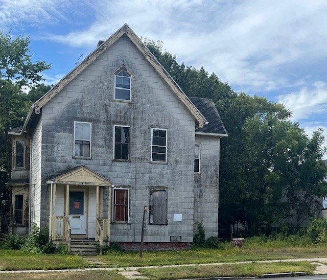 414 South St, Holyoke, MA 01040 - Image 1