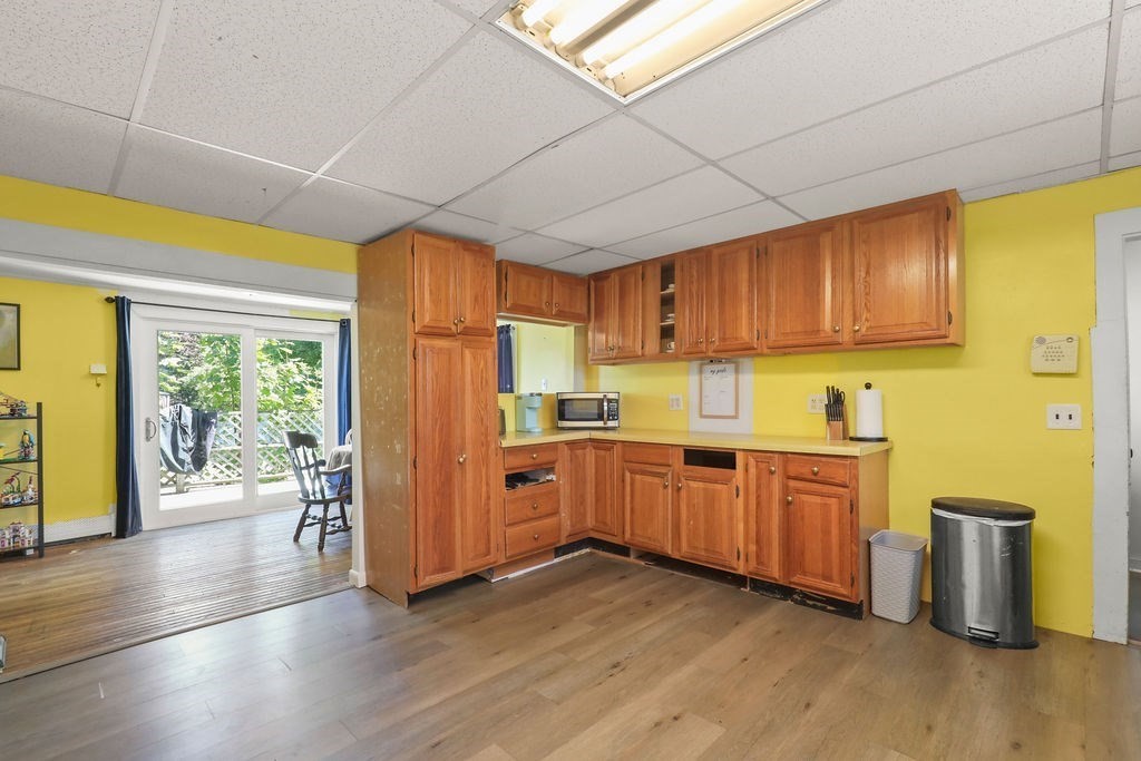 421 Huttleston Ave, Fairhaven, MA 02719 - Image 9