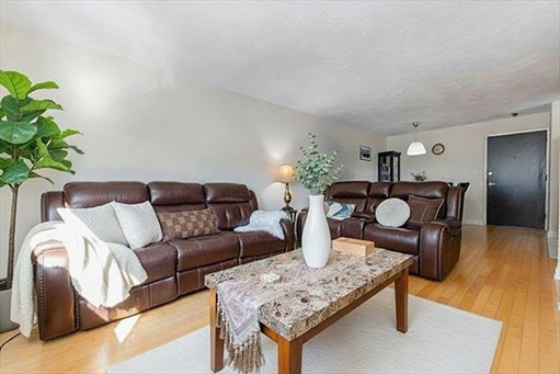 115 HIGHLAND AVENUE, Apt PH21