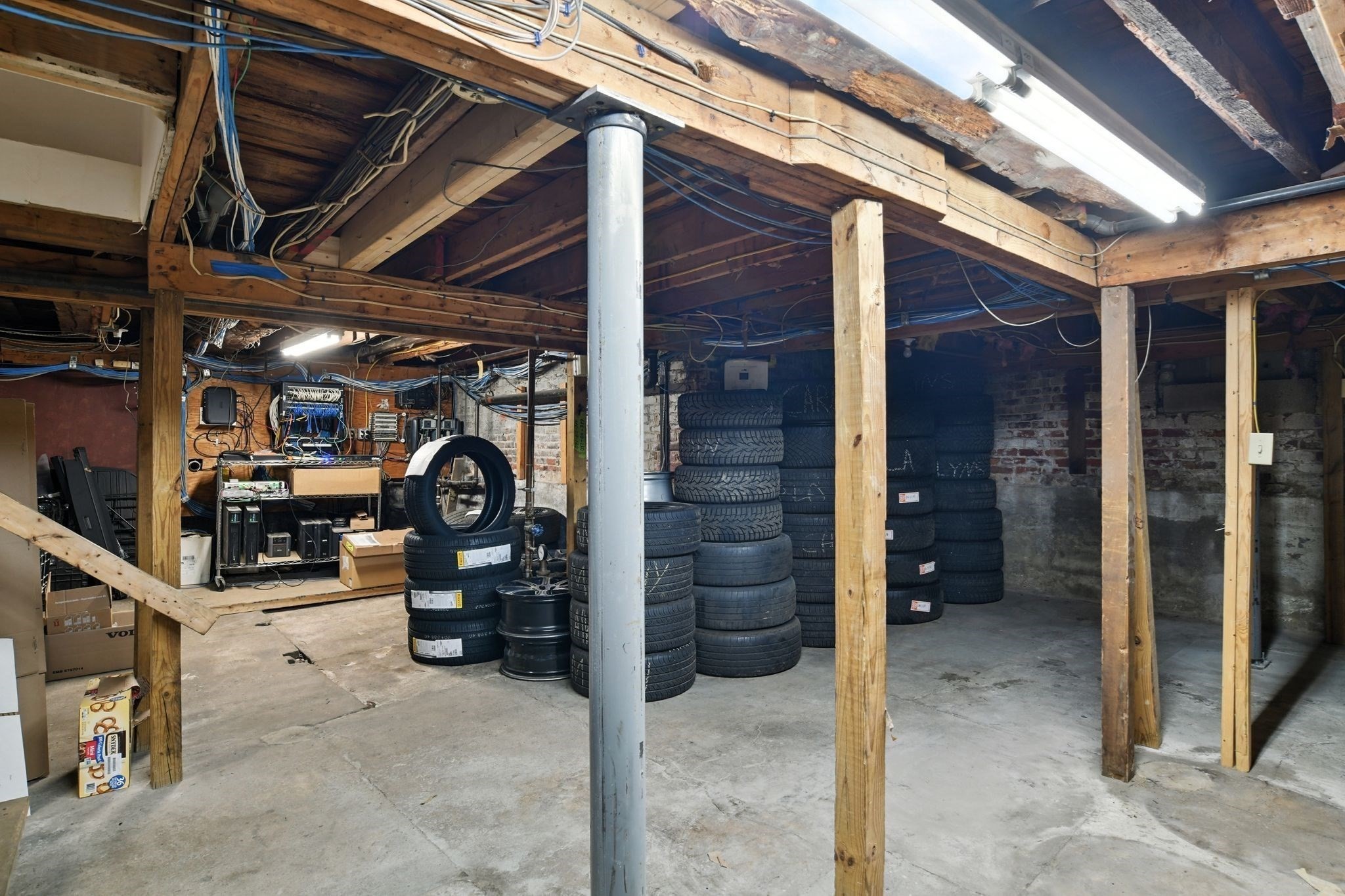 48 Damon Rd, Northampton, MA 01060 - Image 22