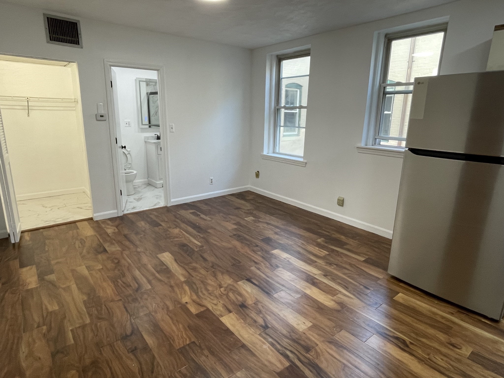 88 Gordon St. Unit 305, Allston, Boston, MA 02135 - Image 2