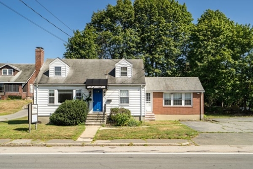 192 Lexington Street