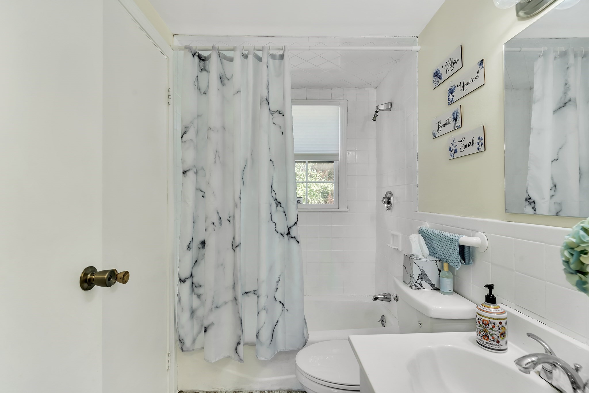 192 Lexington Street, Woburn, MA 01801 - Image 6
