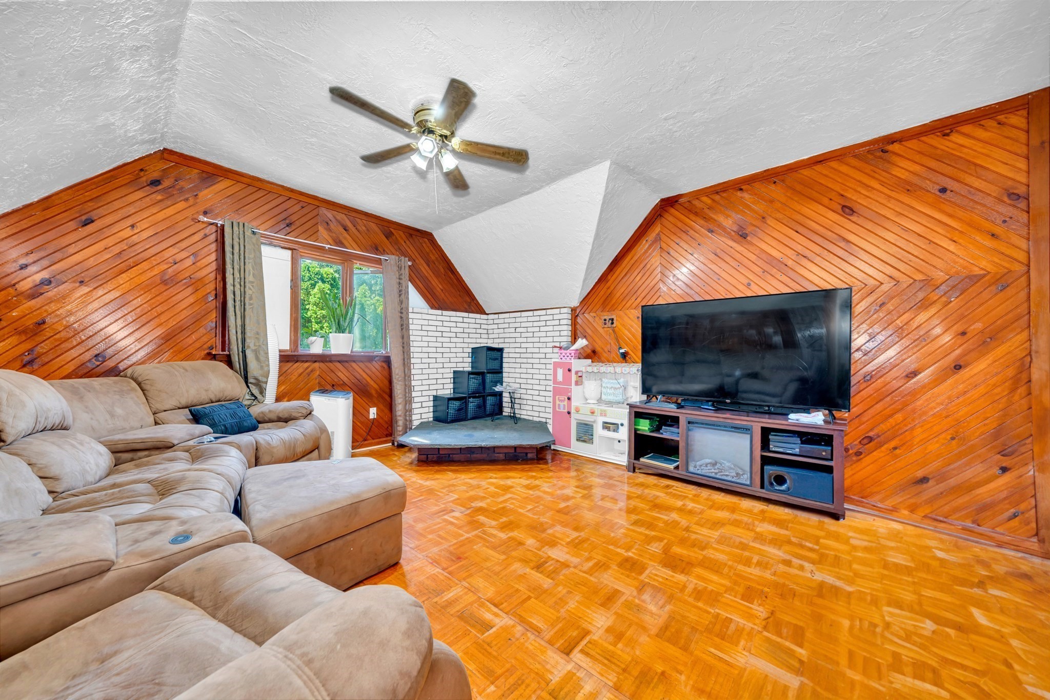 56 Park St, Hudson, MA 01749 - Image 25