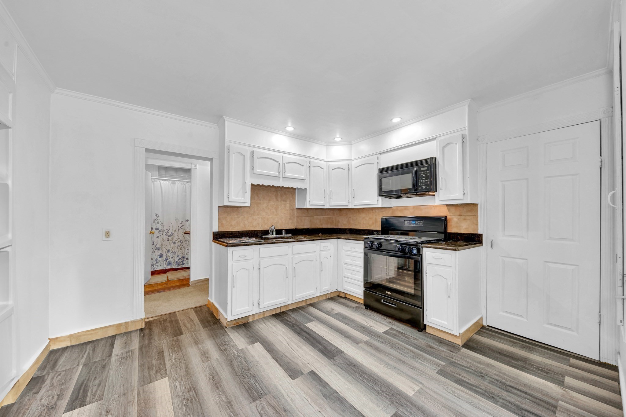 56 Park St, Hudson, MA 01749 - Image 4