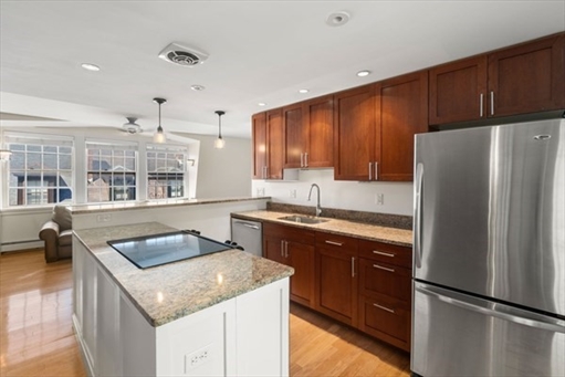 59 W Cedar Street, Apt 6