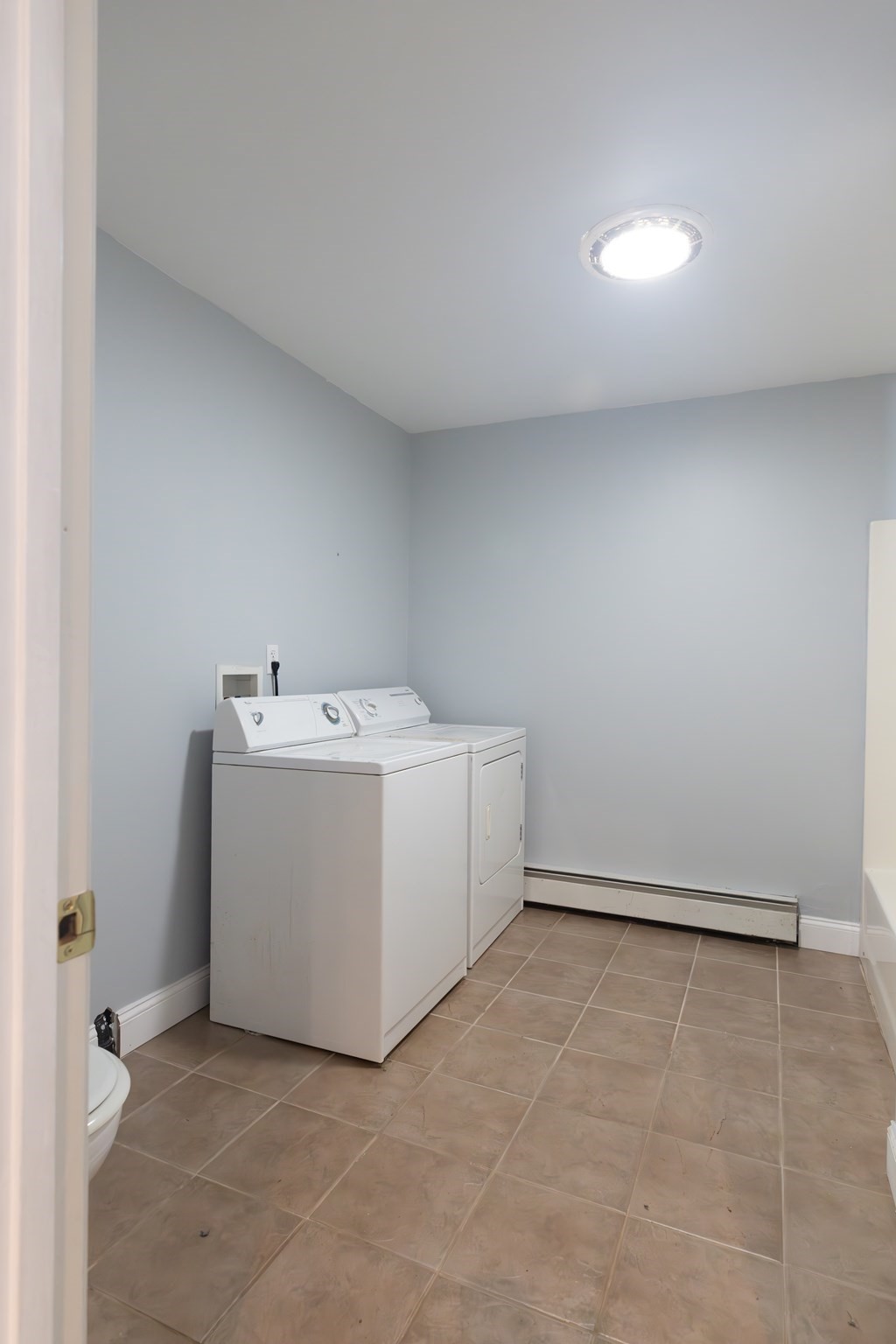 126 Dyer St, Gardner, MA 01440 - Image 22