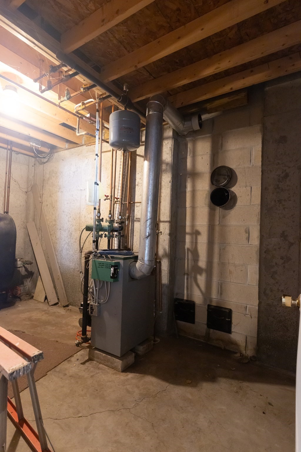 126 Dyer St, Gardner, MA 01440 - Image 24