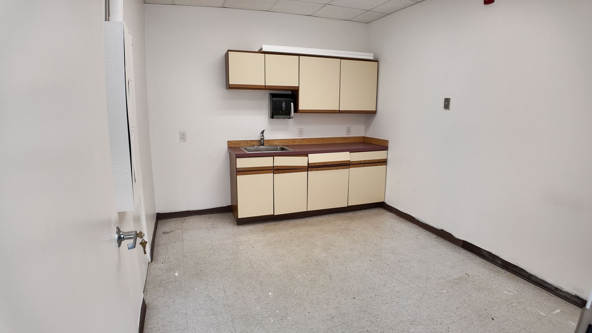 145 Faunce Corner Mall Road Unit 11, Dartmouth, MA 02747 - Image 16