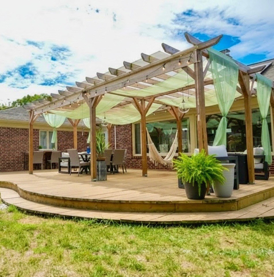 15 Pine Acre Rd, Springfield, MA 01129 - Image 1