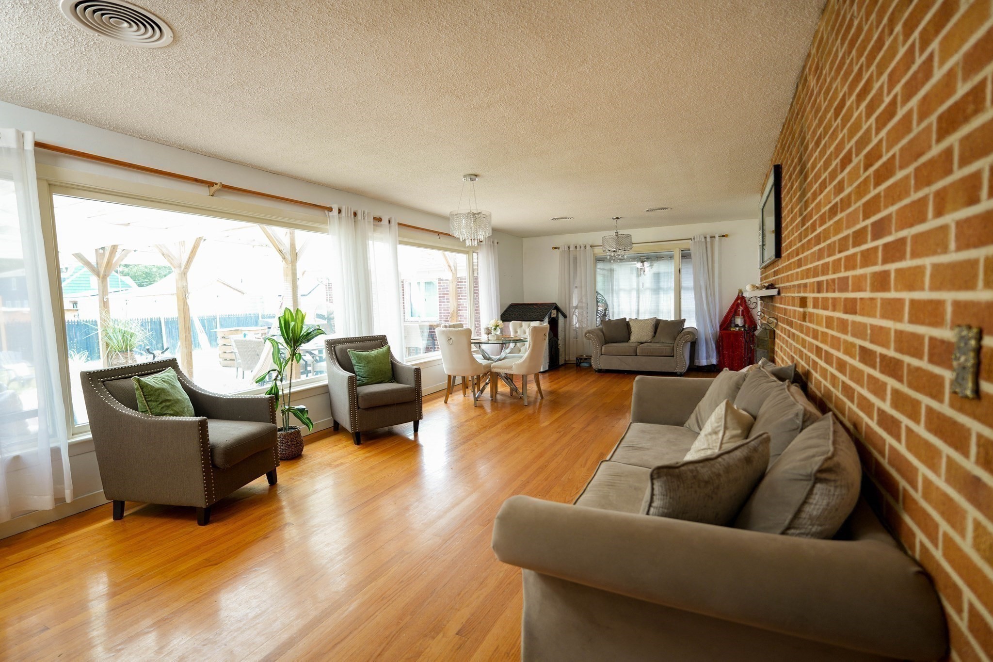 15 Pine Acre Rd, Springfield, MA 01129 - Image 8