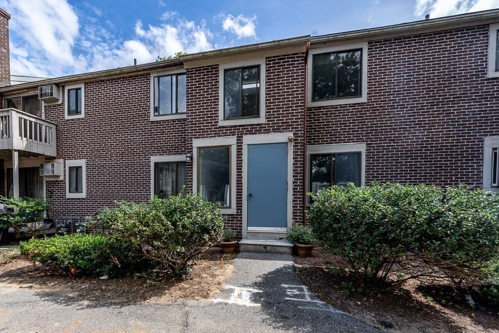 825 W Main St Unit 4, Barnstable, MA 02601 - Image 19