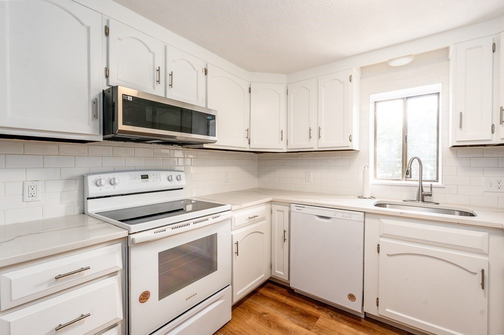 825 W Main St Unit 4, Barnstable, MA 02601 - Image 7