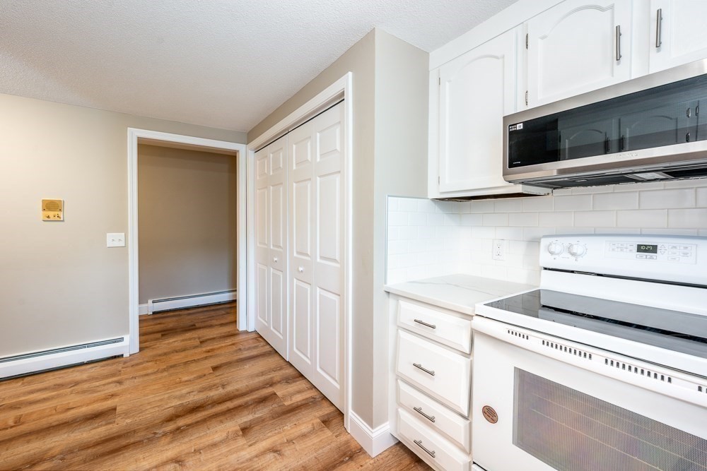 825 W Main St Unit 4, Barnstable, MA 02601 - Image 8