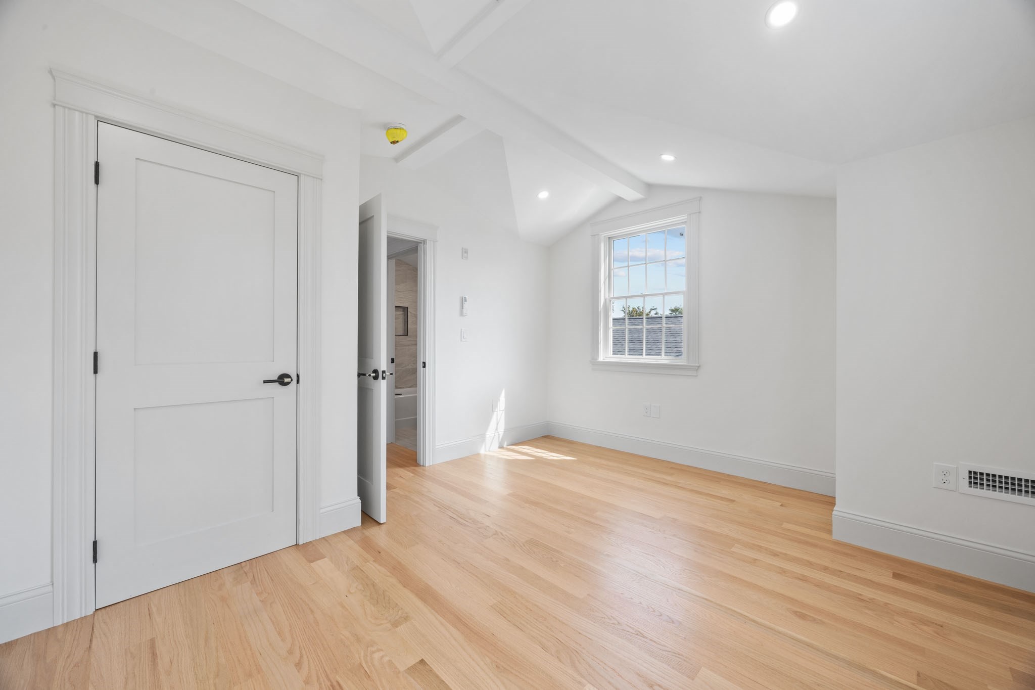 9 Swan Street Unit 3, Beverly, MA 01915 - Image 18