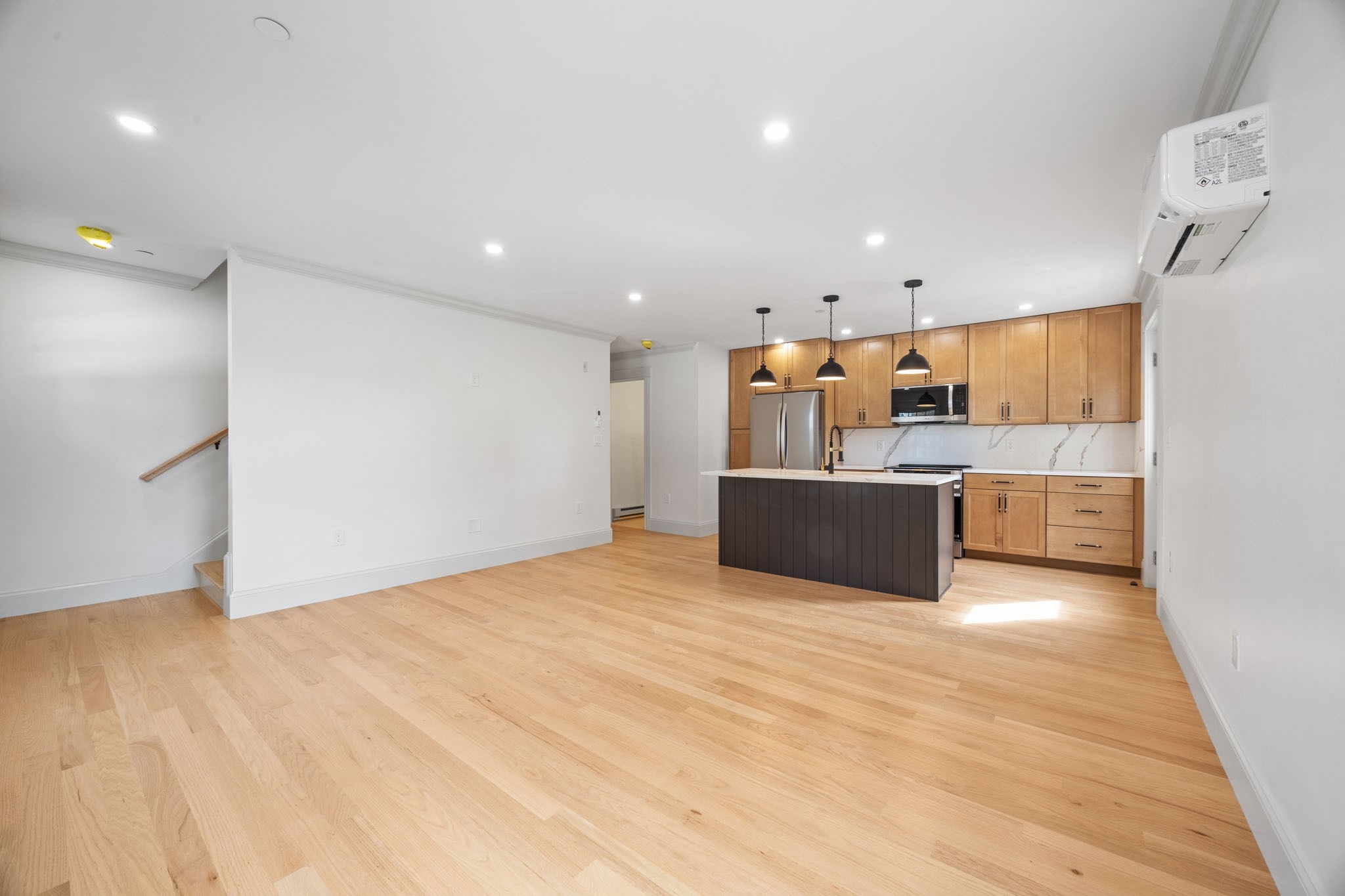 9 Swan Street Unit 3, Beverly, MA 01915 - Image 3