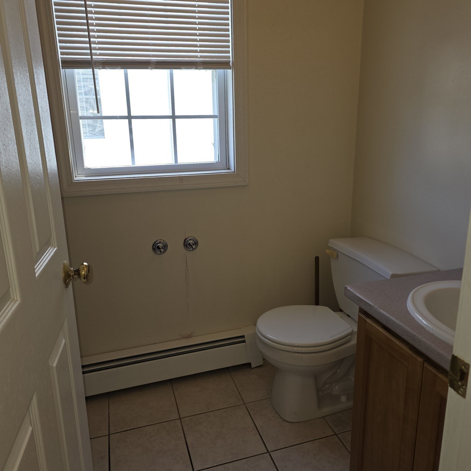 11 Orchard St, Tewksbury, MA 01876 - Image 10