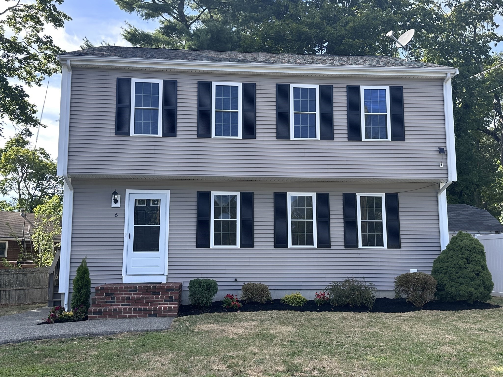 6 Carlisle, Brockton, MA 02302