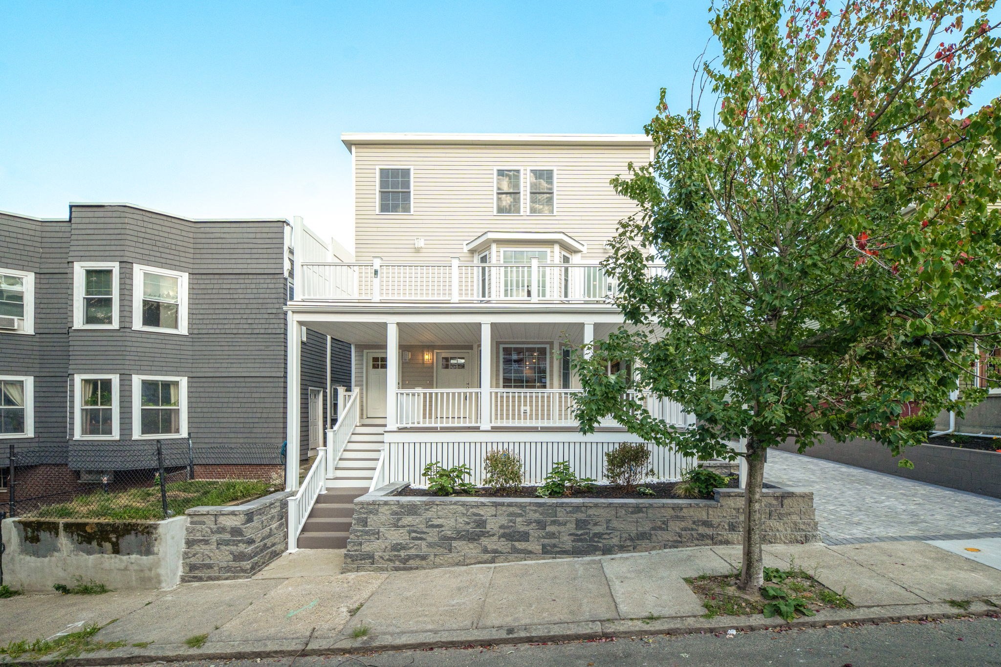 17 Bond St Unit 1, Somerville, MA 02145