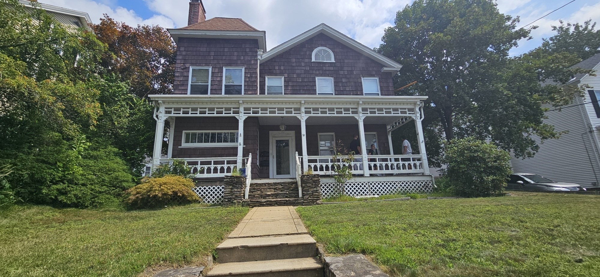 91 Everett St, Southbridge, MA 01550