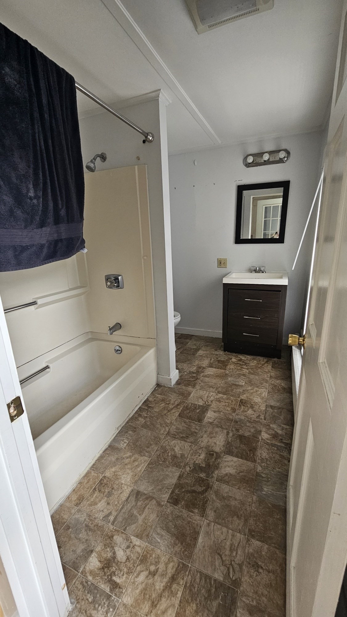 91 Everett St, Southbridge, MA 01550 - Image 16