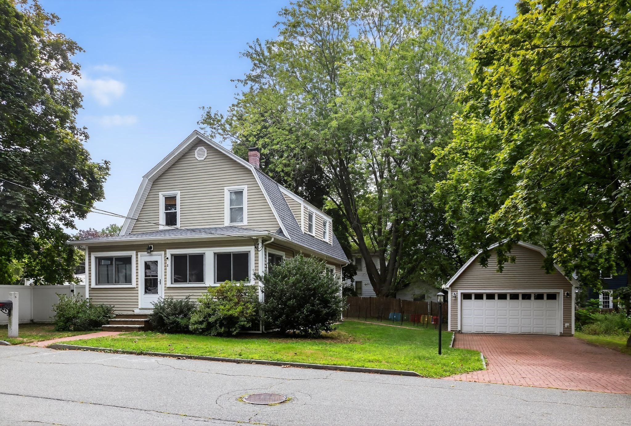 8 Corthell Rd, Billerica, MA 01862