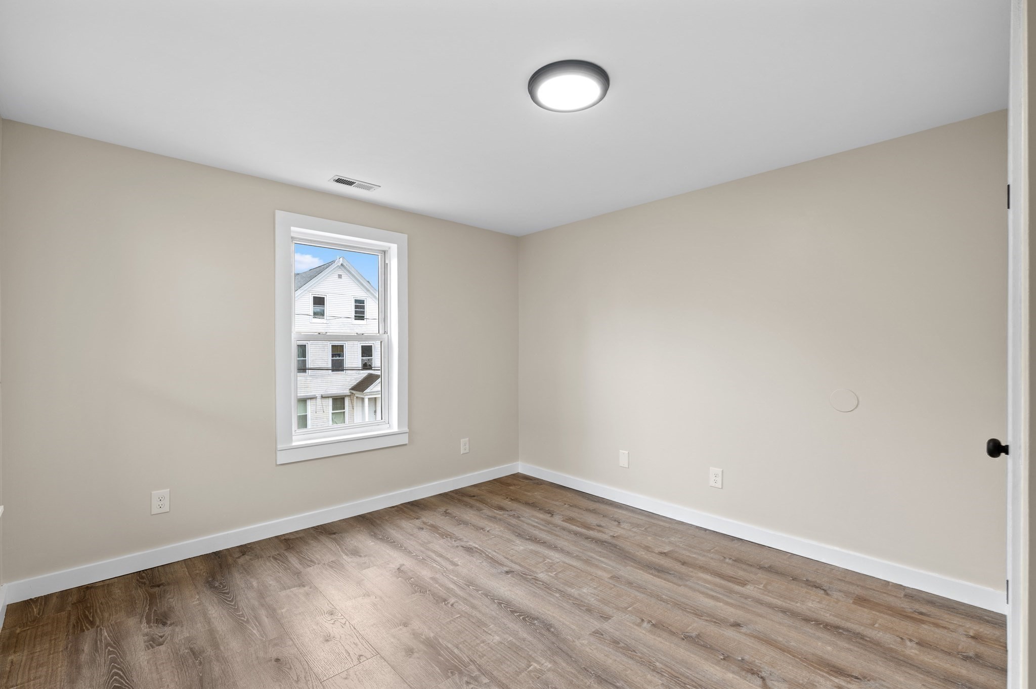 45 River St, Southbridge, MA 01550 - Image 11