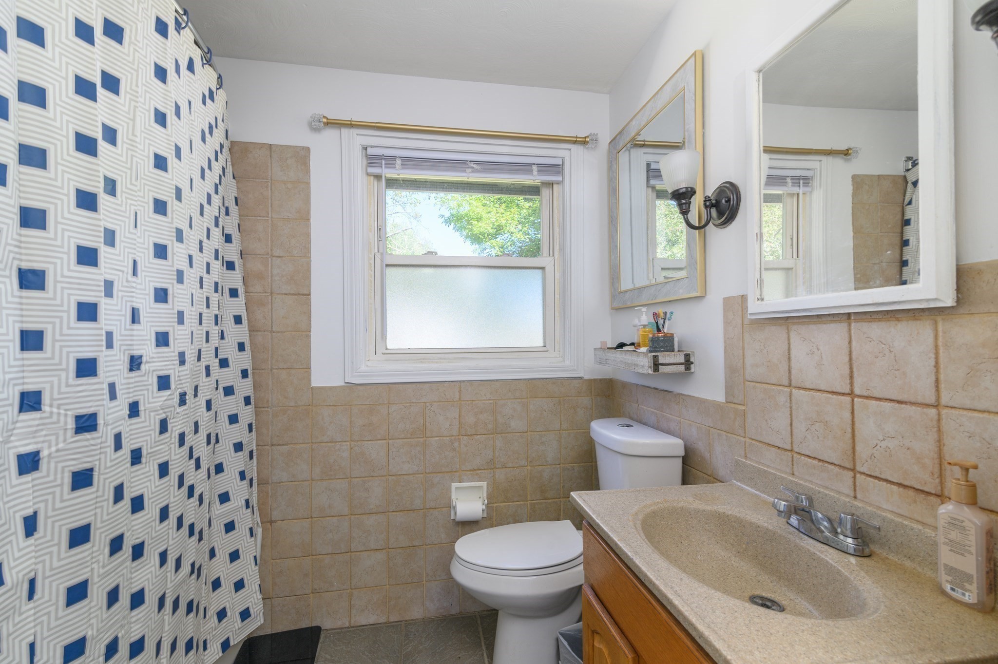 285 Hovenden Ave, Brockton, MA 02302 - Image 13
