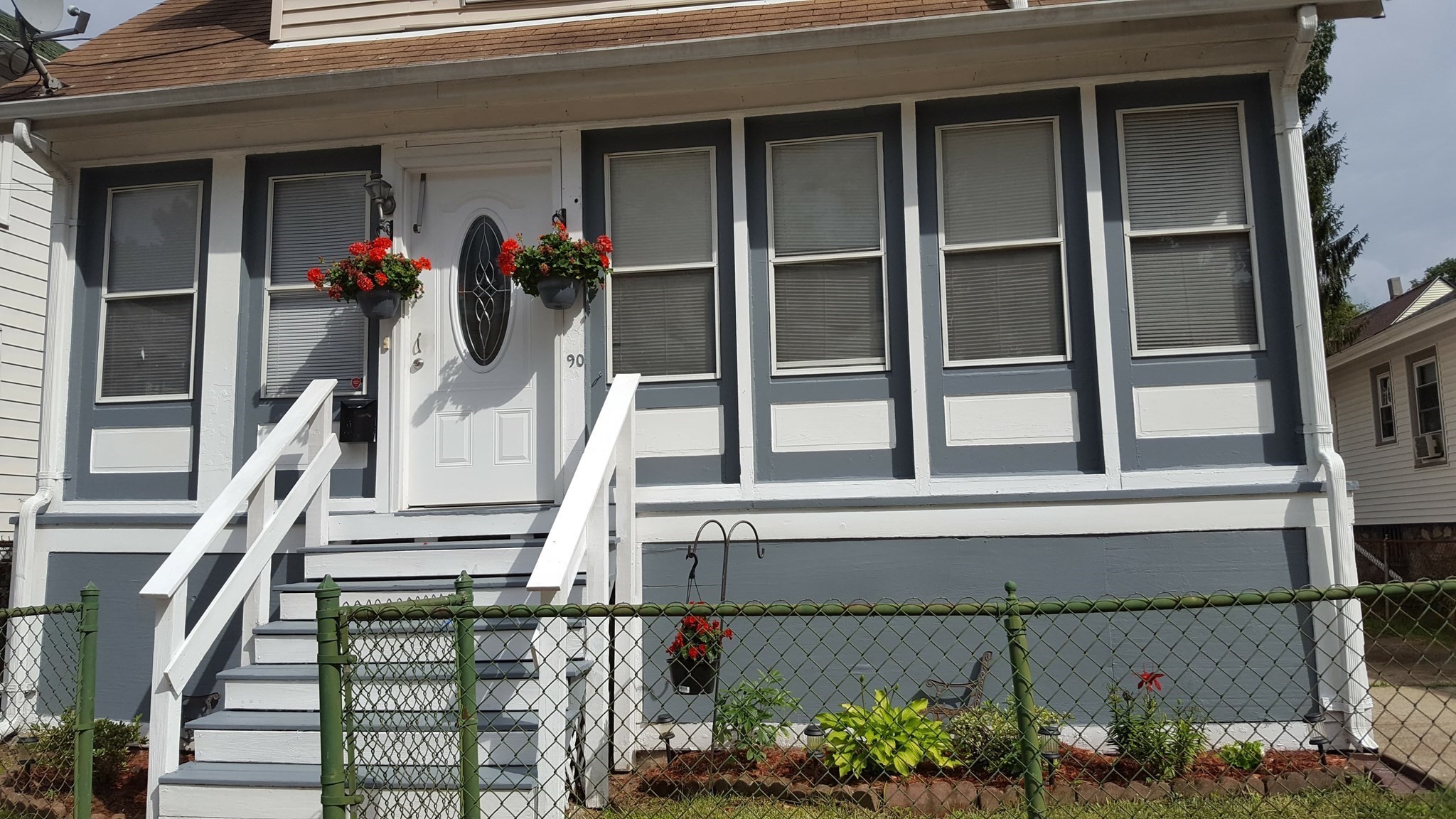 90 Hollingsworth St, Boston, MA 02126