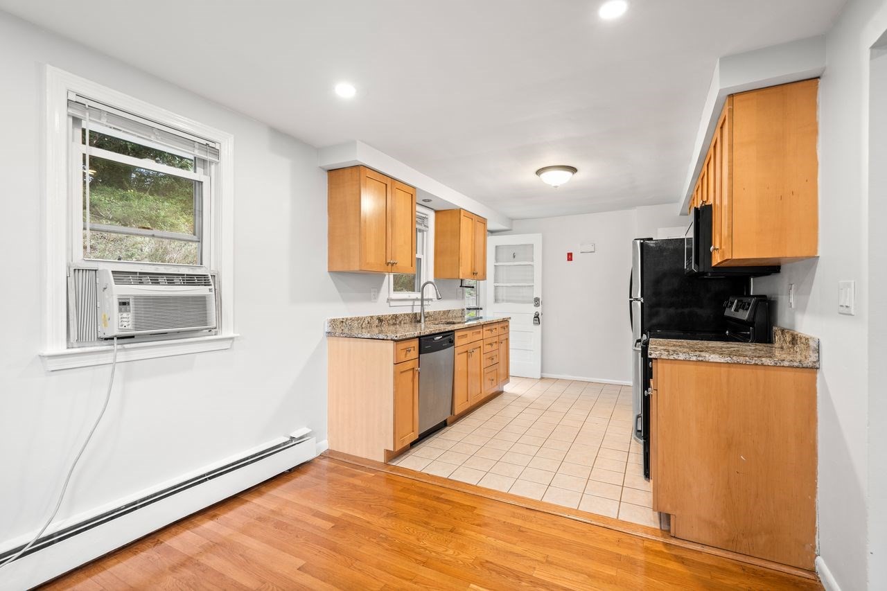 2 George Road Unit 2, Winchester, MA 01890 - Image 7