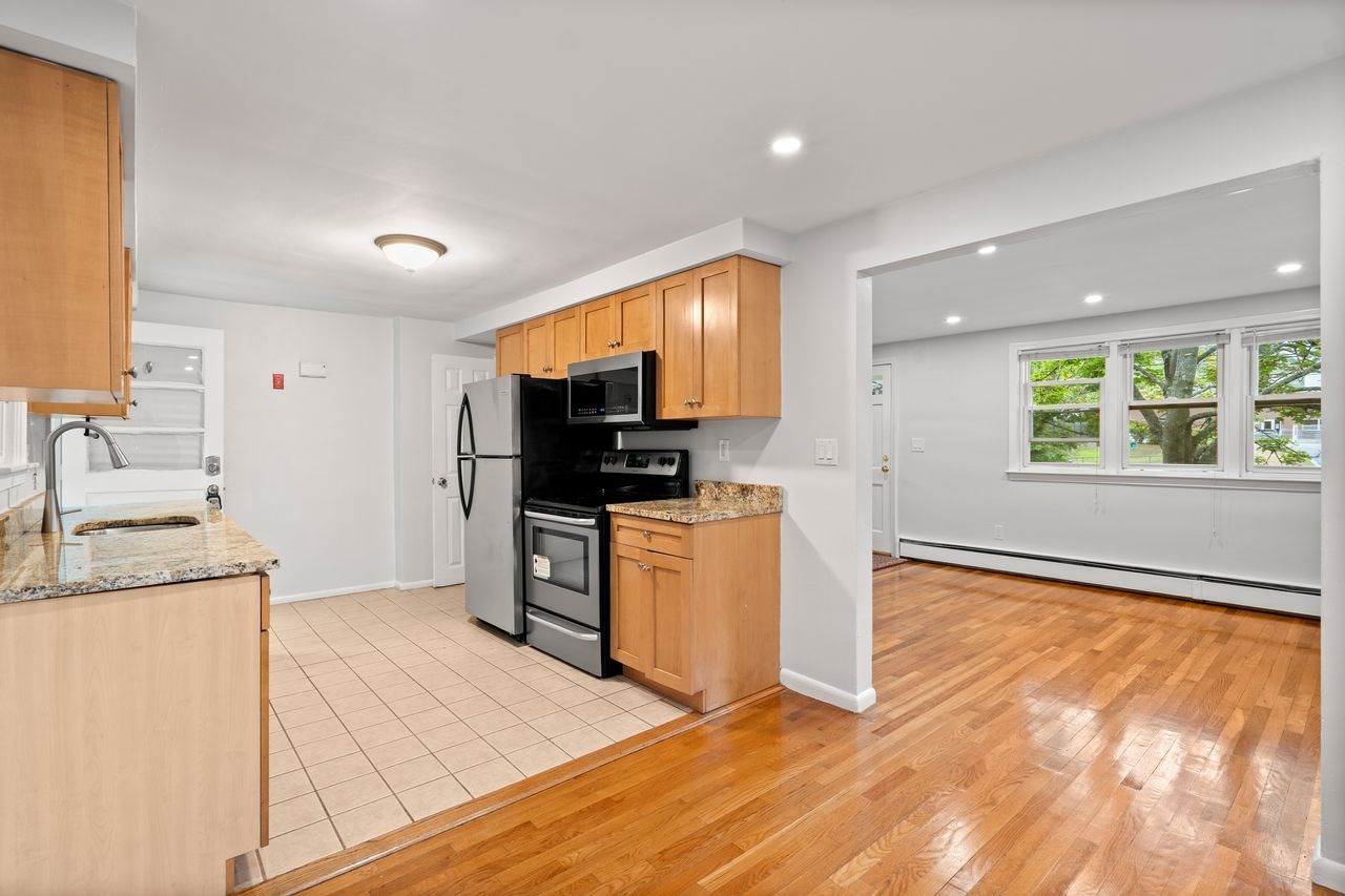 2 George Road Unit 2, Winchester, MA 01890 - Image 9