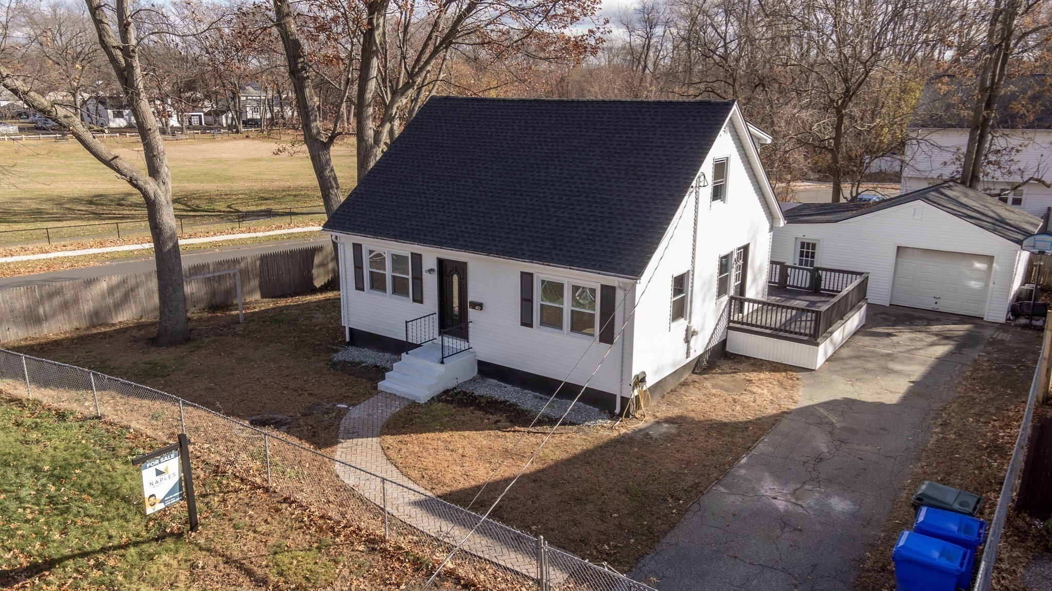 49 Worthy St, Springfield, MA 01104